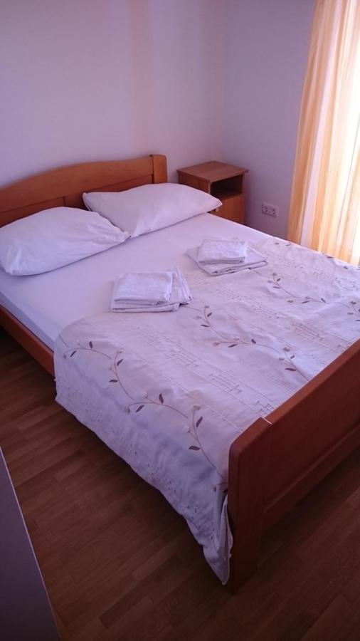 Guest House Lav พรีมอชเตน ภายนอก รูปภาพ