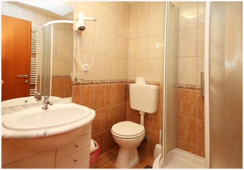 Guest House Lav พรีมอชเตน ภายนอก รูปภาพ